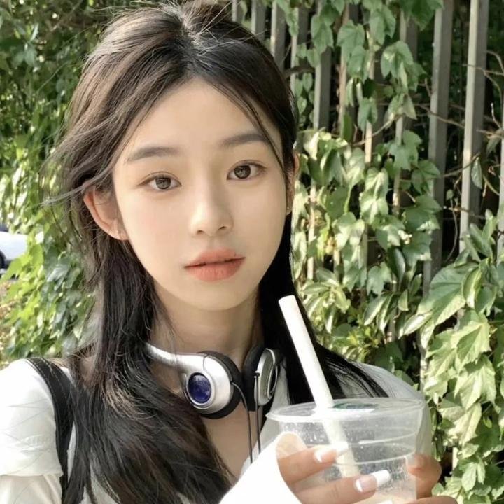 书中自有情与欲